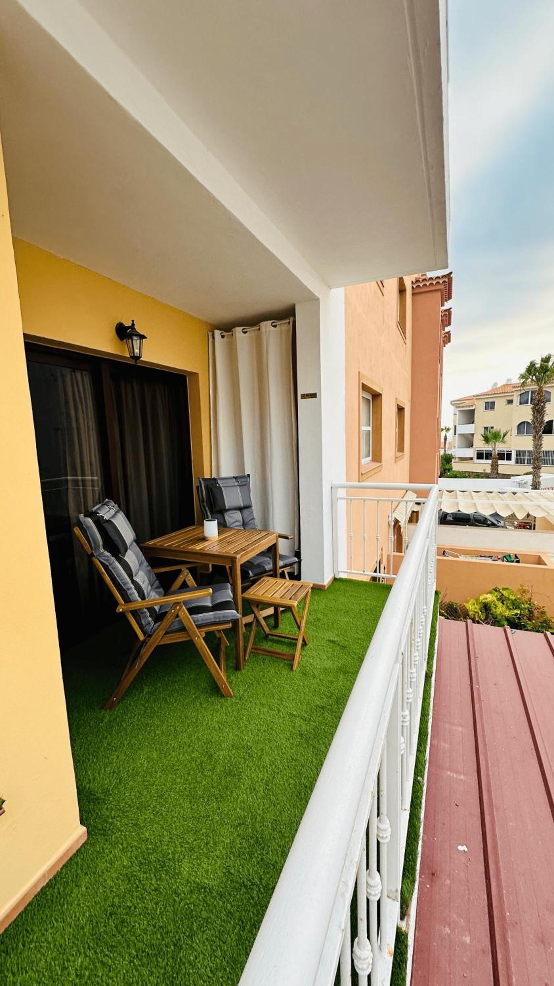 Apartamento Brisas Del Sur - Oasis Tenerife Sur Playa de San Juan  Eksteriør billede